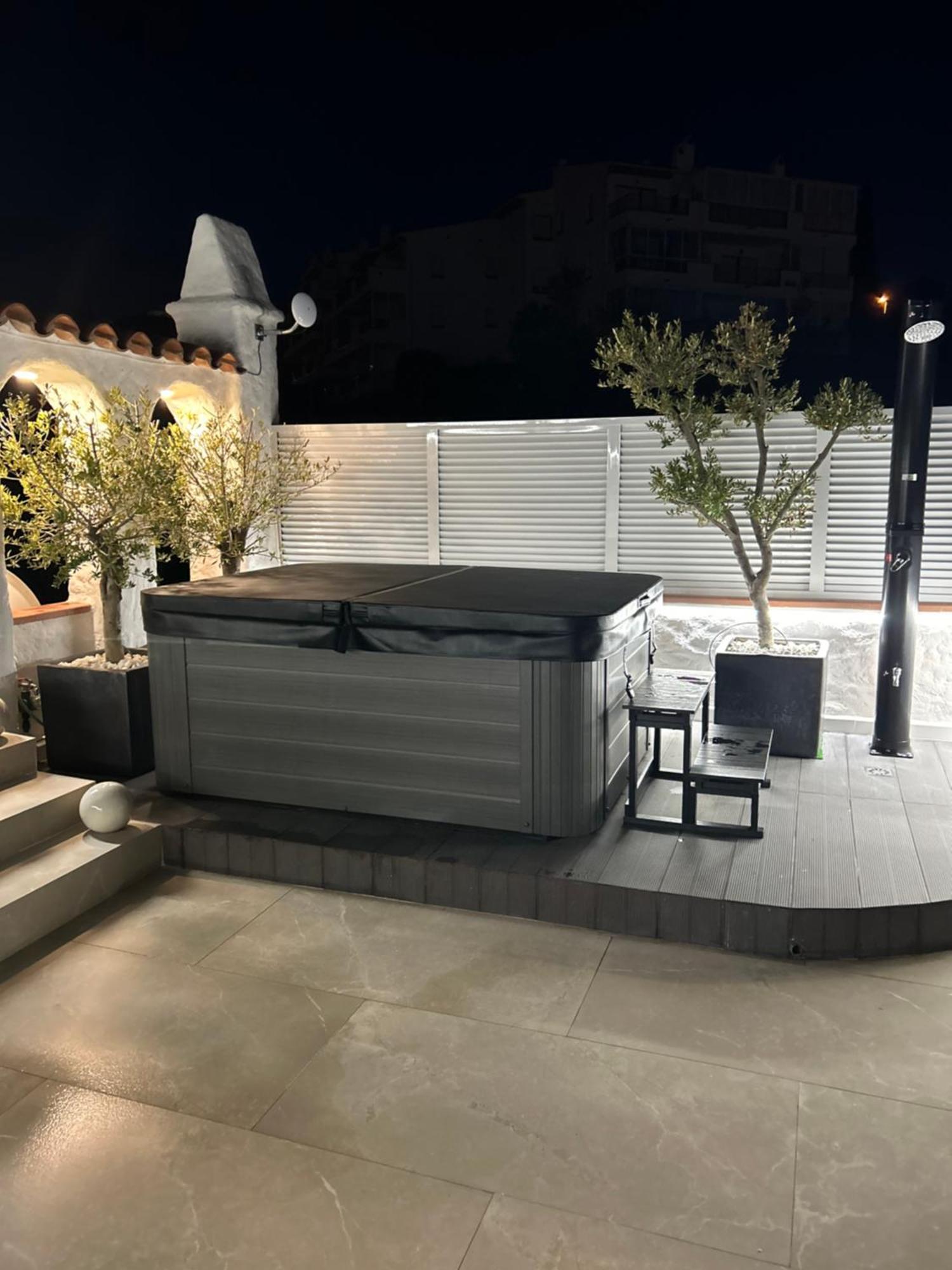 Appartement Duplex Rosas Avec Terrasse Magnifique Jacuzzi Vue Mer Kültér fotó