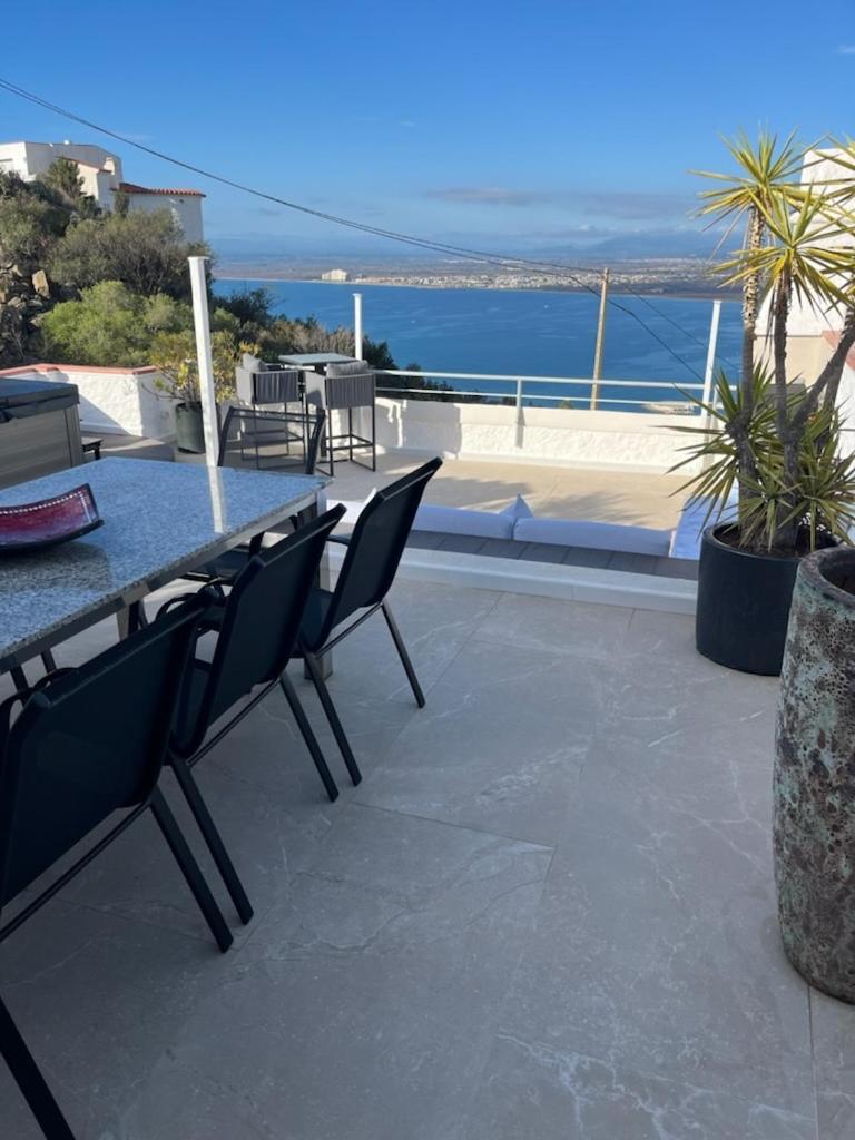 Appartement Duplex Rosas Avec Terrasse Magnifique Jacuzzi Vue Mer Kültér fotó