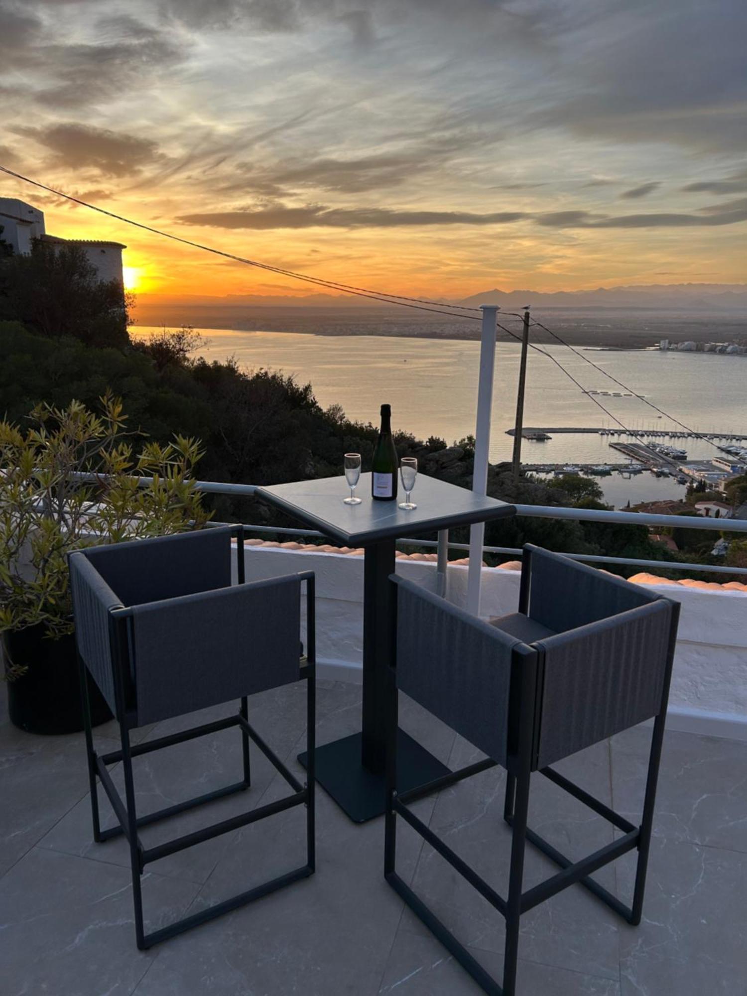 Appartement Duplex Rosas Avec Terrasse Magnifique Jacuzzi Vue Mer Kültér fotó