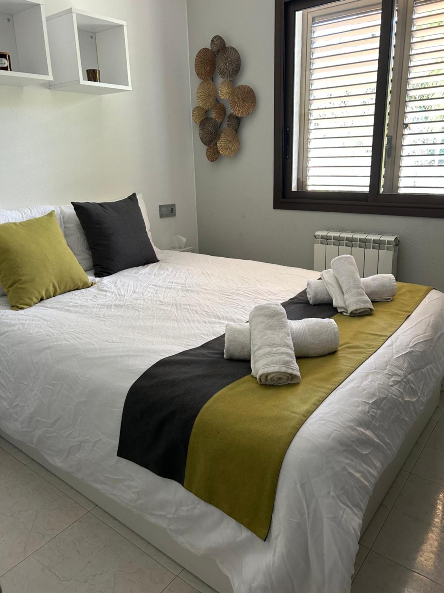 Appartement Duplex Rosas Avec Terrasse Magnifique Jacuzzi Vue Mer Kültér fotó